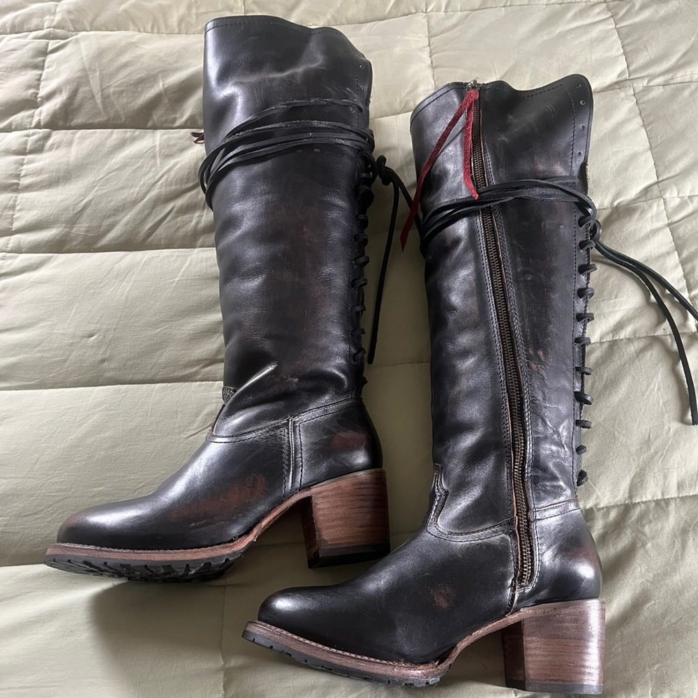 Freebird size 8 NWOT